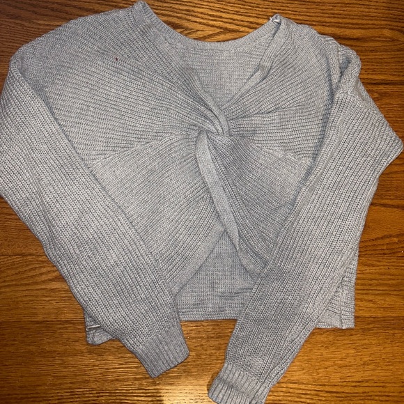 Hollister Grey Twist sweater - Picture 2 of 3